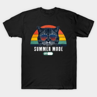 Summer mode on Retro Funny cat 80s Chill mode Gift for Cat Lover T-Shirt